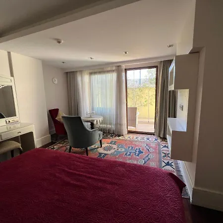 Hotel Ada