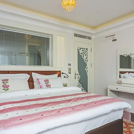 Hotel Ada