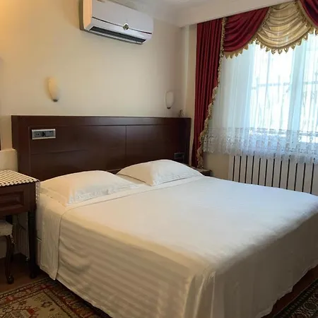 Ada Hotel 3*