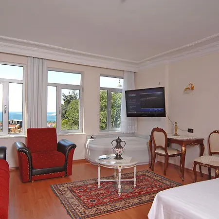 Ada Hotel 3*