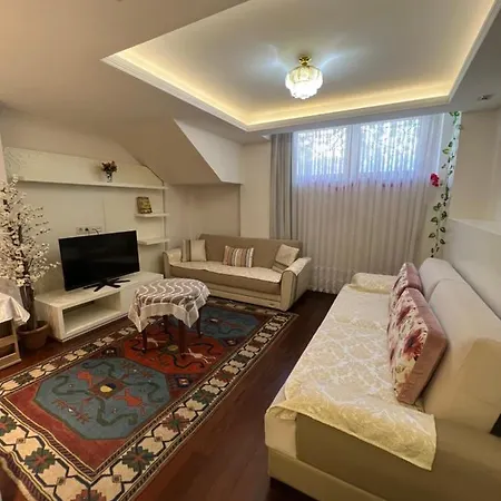 Ada Hotel