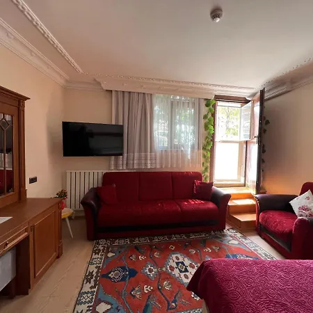 Ada Hotel 3*