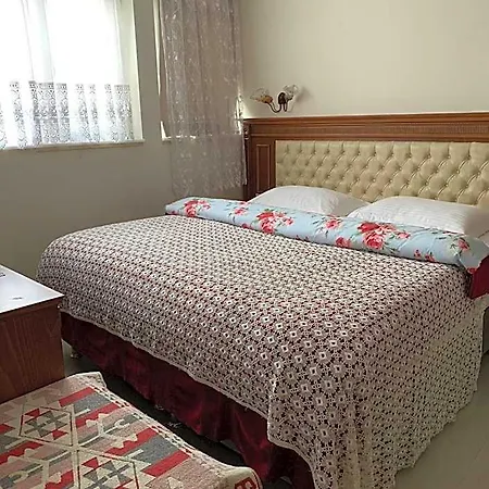 Hotel Ada