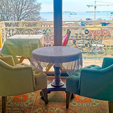 Hotel Ada 3*