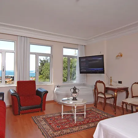 Hotel Ada 3*
