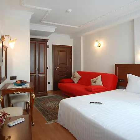Ada Hotel