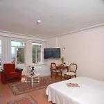 Ada Hotel 3*