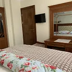 Hotel Ada