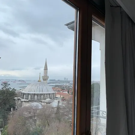 Ada Κωνσταντινούπολη